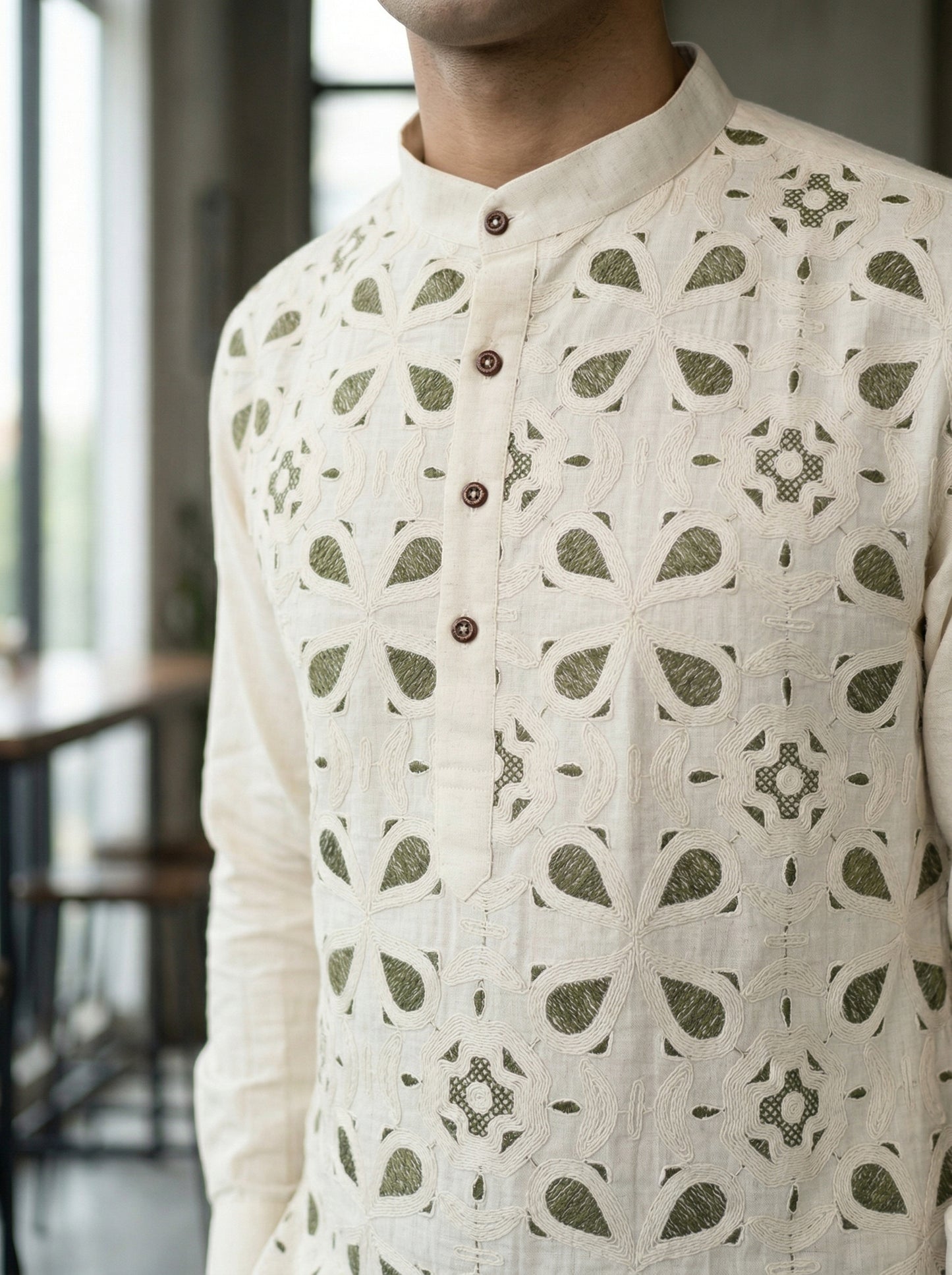 Men’s Geometric Embroidered Cotton Linen Short Kurta